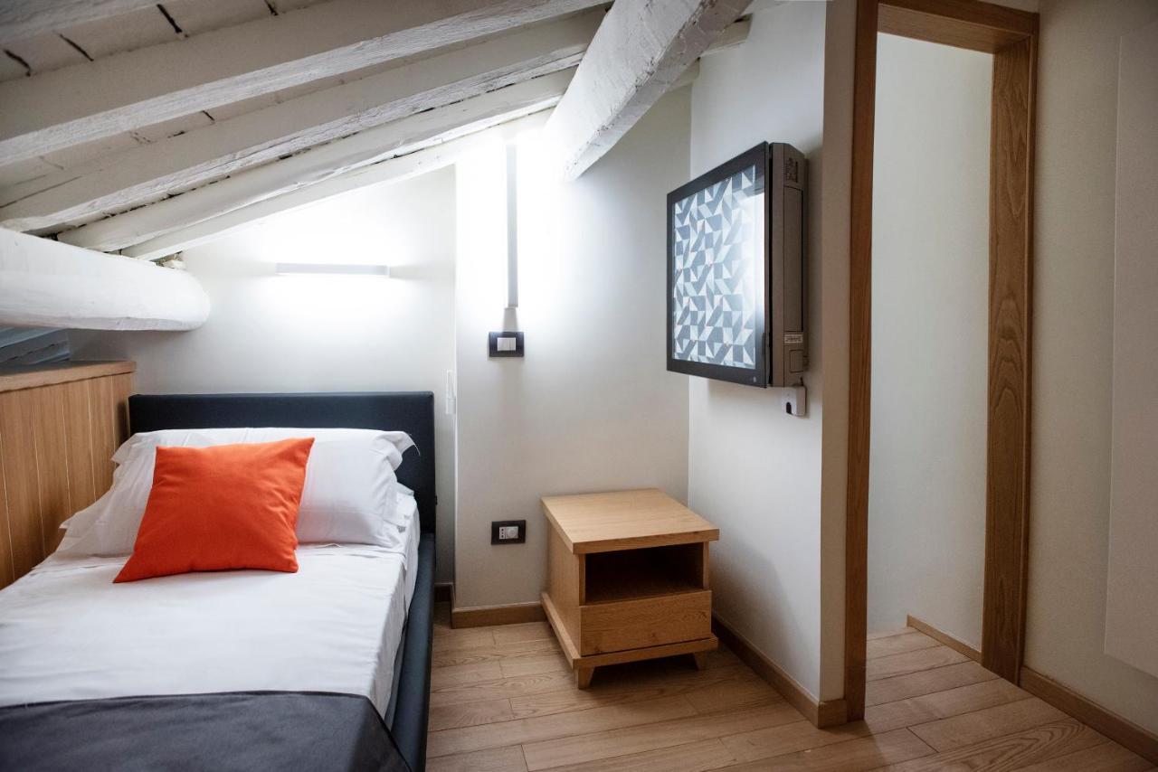 Flat Piazza Del Popolo Apartment โรม ภายนอก รูปภาพ